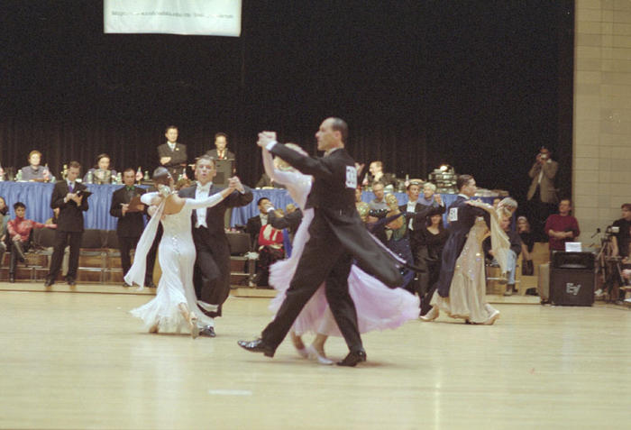 ballroom_MAC2002_06_02m.jpg