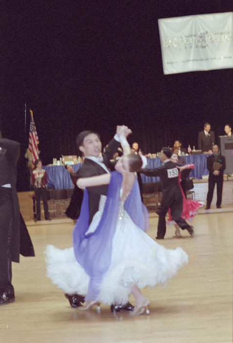 ballroom_MAC2002_07_10m.jpg